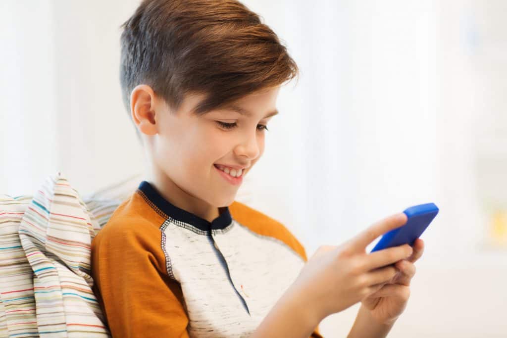 Should a Seven-Year-Old Have a Cell Phone? - 7 Year Olds
